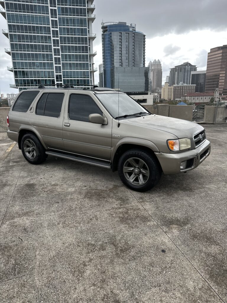 2004 Nissan Pathfinder Platinum Edition